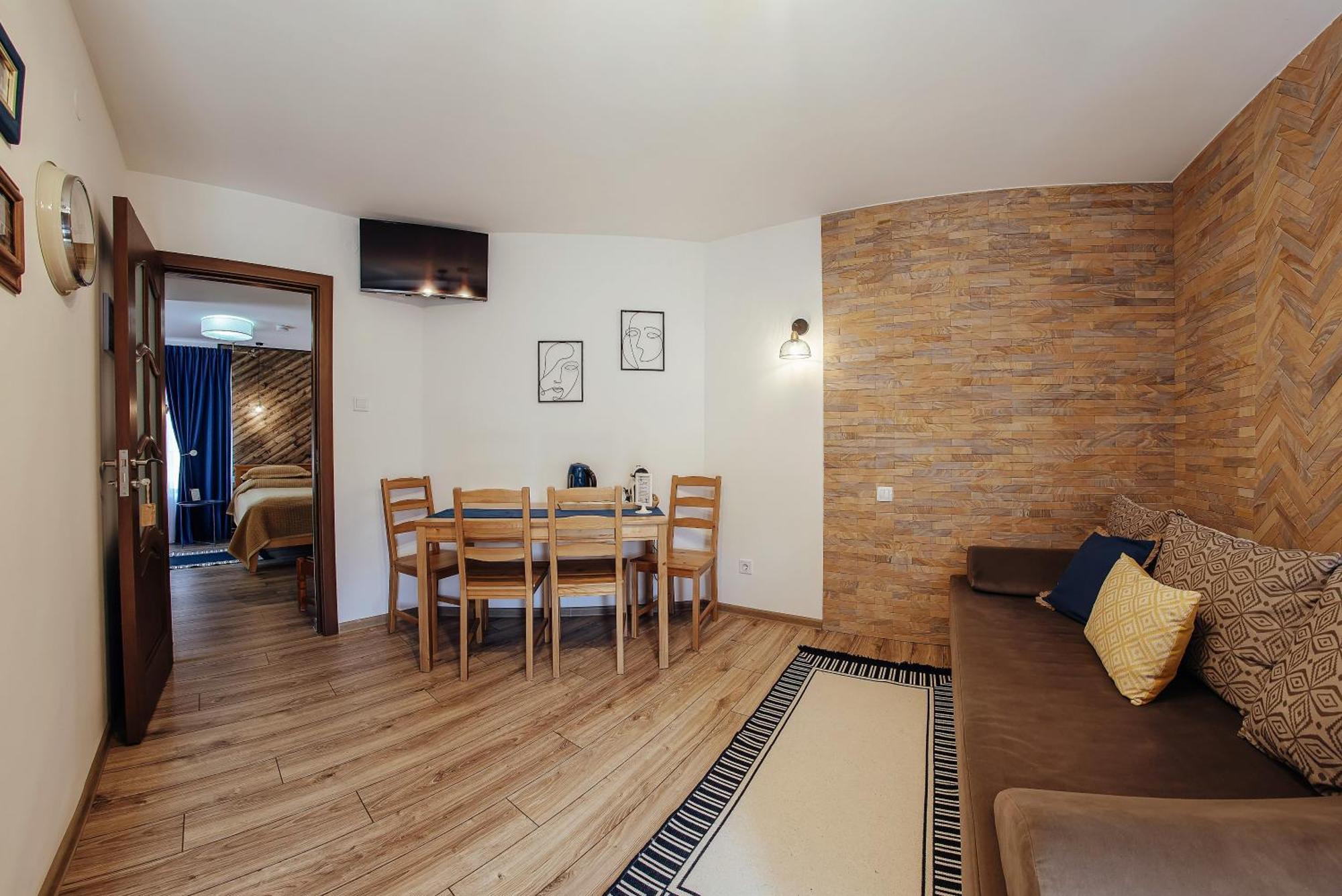 Pension La Roata Gura Humorului Zimmer foto